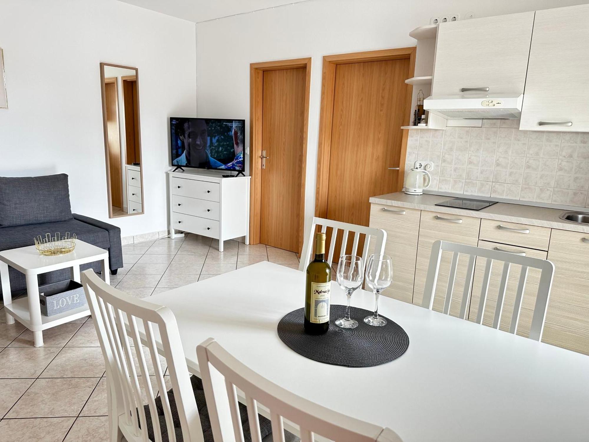 Apartments Vojvoda Пореч Экстерьер фото